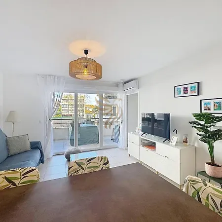 T2 Evasion Azur-4p 150m From T/sea, Terrace, Park. Apartment Frejus